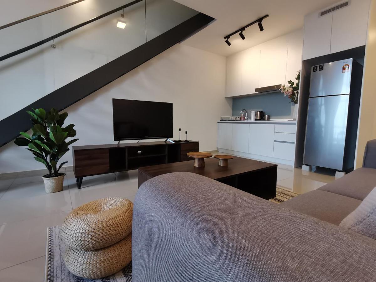 קואלה לומפור Eko Cheras Residences By De Space מראה חיצוני תמונה