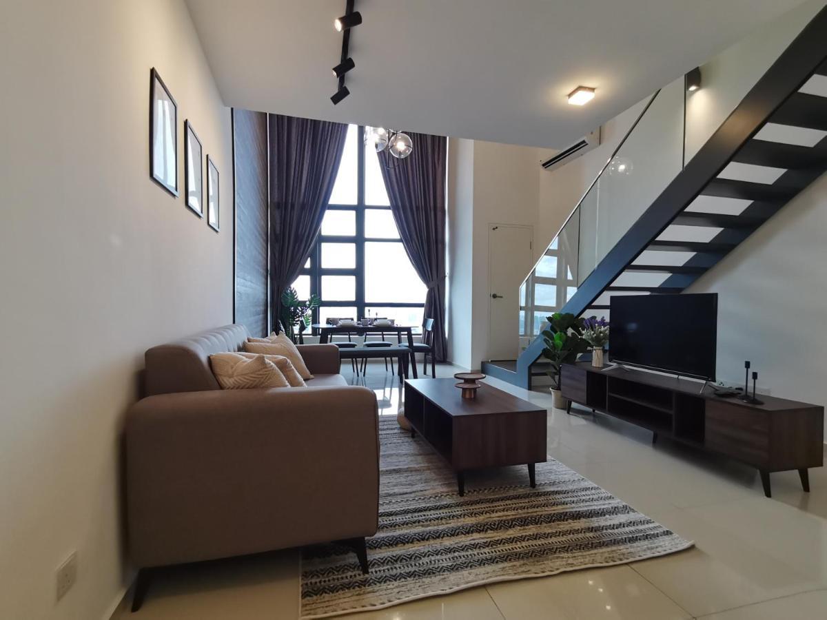 קואלה לומפור Eko Cheras Residences By De Space מראה חיצוני תמונה